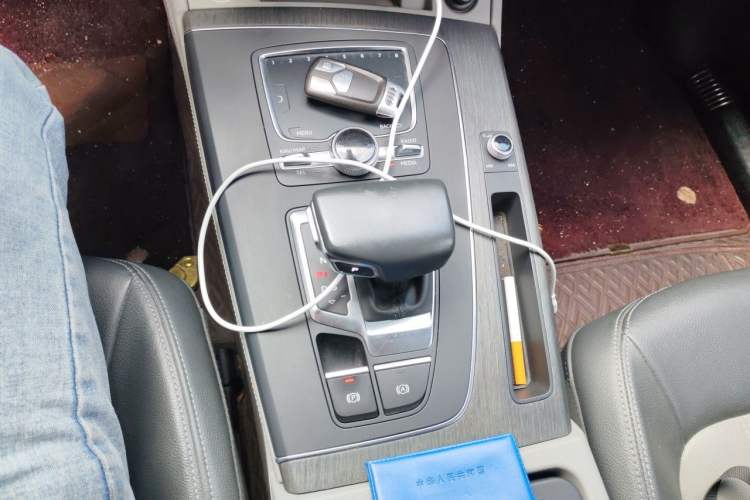 Used Audi Q5L 2018 45 TFSI Prestige Elegant Edition China VI Gear Lever