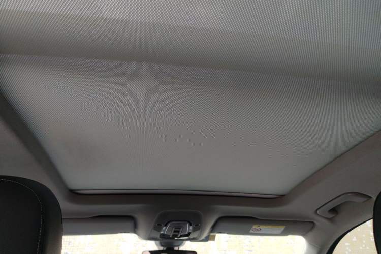 Used Audi Q5L 2018 45 TFSI Prestige Elegant Edition China VI Headliner