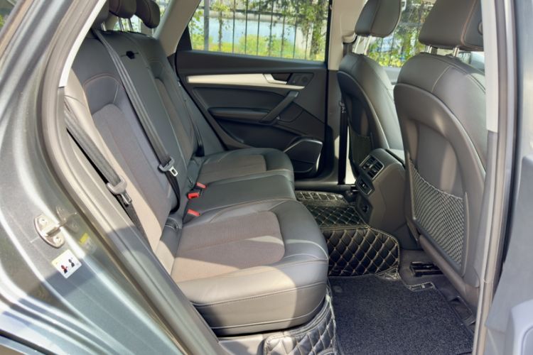 Used Audi Q5L 2018 40 TFSI Prestige Fashion Edition China VI Interior 11