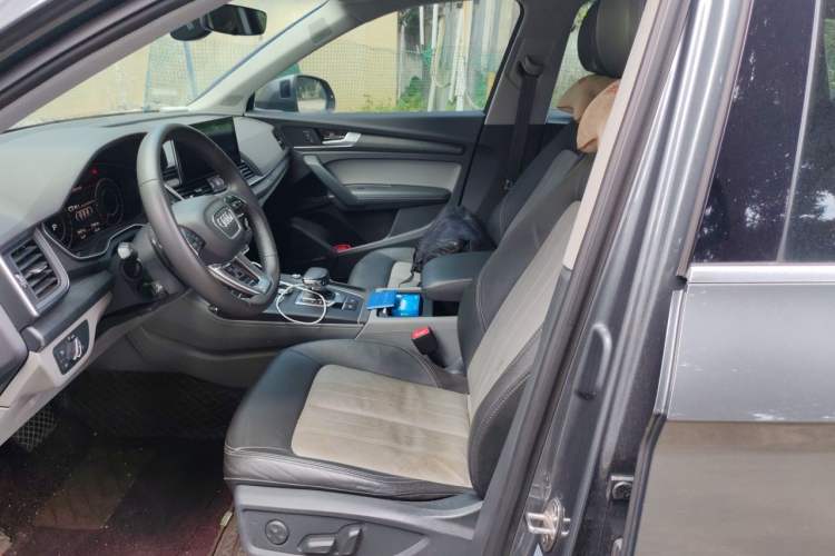 Used Audi Q5L 2018 45 TFSI Prestige Elegant Edition China VI Left Front Seat