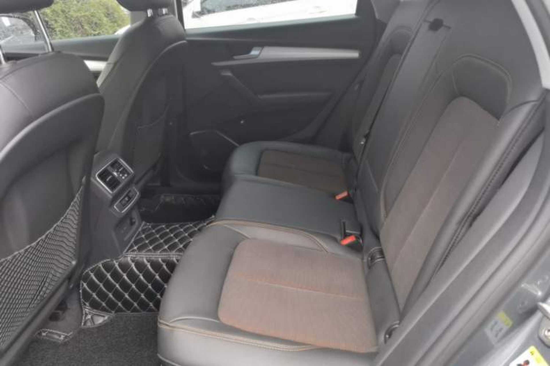 Used Audi Q5L 2018 40 TFSI Prestige Fashion Edition China VI Left Rear Seat
