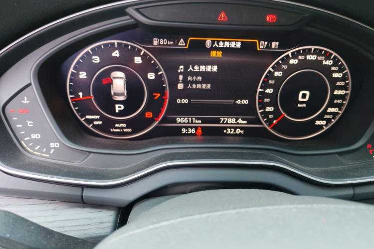 Used Audi Q5L 2018 45 TFSI Prestige Elegant Edition China VI Odometer Close Up