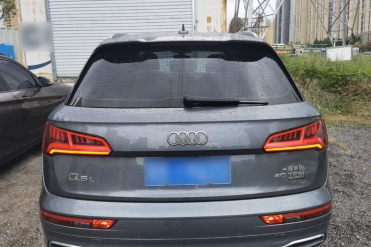 Used Audi Q5L 2018 40 TFSI Prestige Fashion Edition China VI Rear