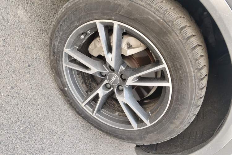 Used Audi Q5L 2018 45 TFSI Prestige Fashion Edition China VI Emission Standard Right Front Wheel Hub