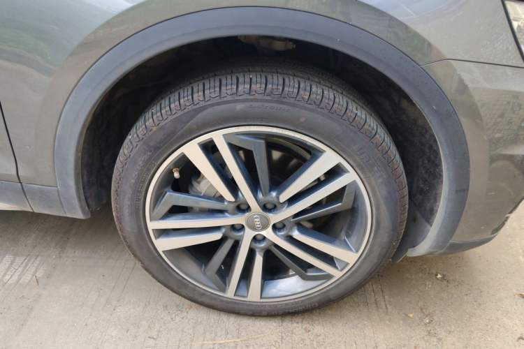 Used Audi Q5L 2018 45 TFSI Prestige Elegant Edition China VI Right Front Wheel Hub