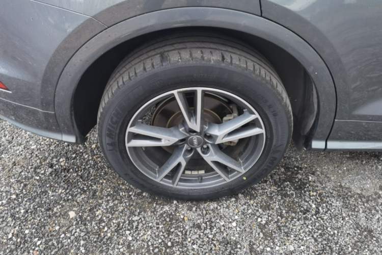 Used Audi Q5L 2018 40 TFSI Prestige Fashion Edition China VI Right Rear Wheel Hub