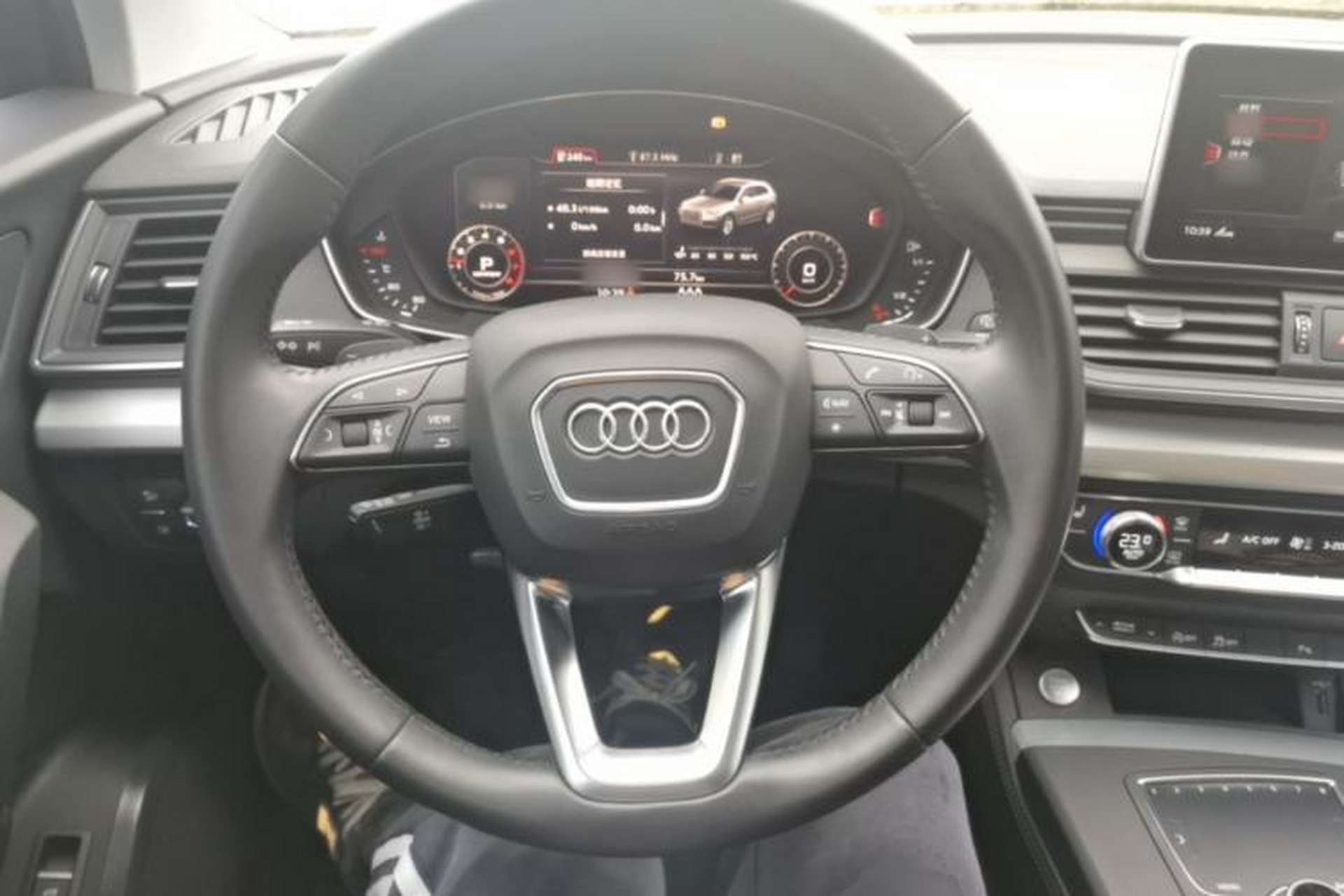 Used Audi Q5L 2018 40 TFSI Prestige Fashion Edition China VI Steering Wheel