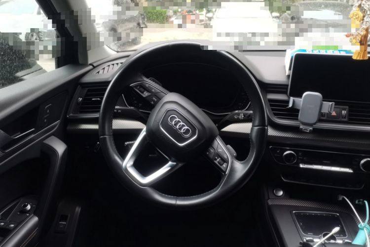 Used Audi Q5L 2018 45 TFSI Prestige Fashion Edition China VI Emission Standard Steering Wheel