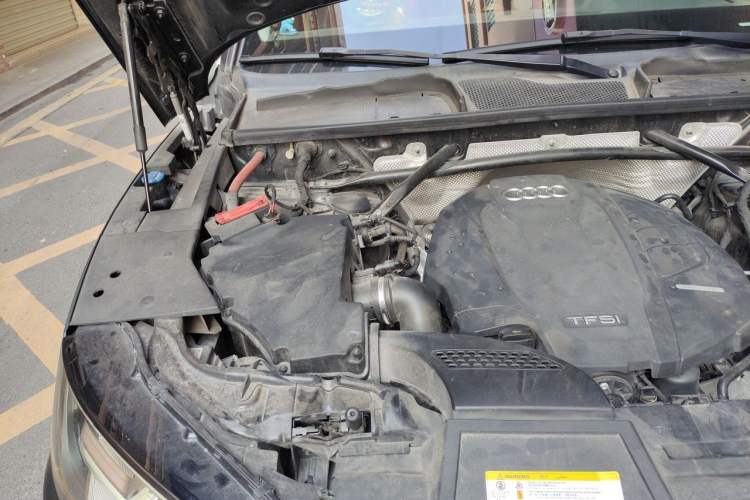Used Audi Q5L 2018 40 TFSI Prestige Fashion Edition China VI Engine Bay Right
