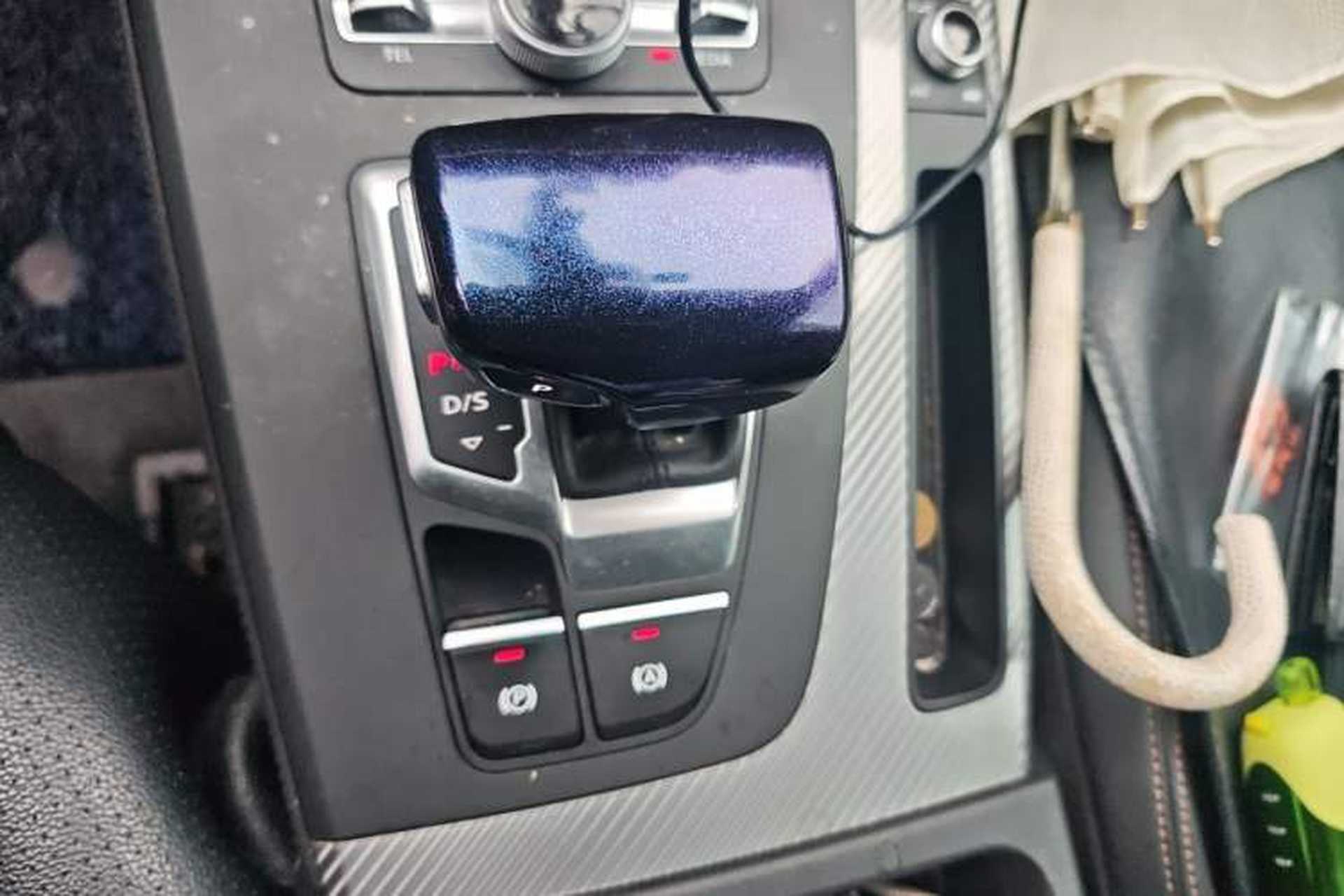 Used Audi Q5L 2018 45 TFSI Prestige Fashion Edition China VI Emission Standard Gear Lever