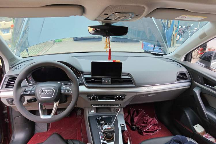 Used Audi Q5L 2018 40 TFSI Prestige Fashion Edition China V Headliner