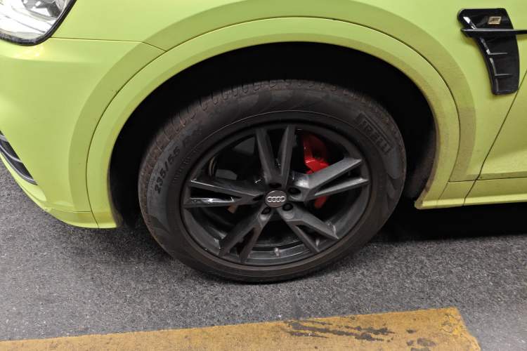 Used Audi Q5L 2018 45 TFSI Prestige Fashion Edition China VI Emission Standard Left Front Wheel Hub