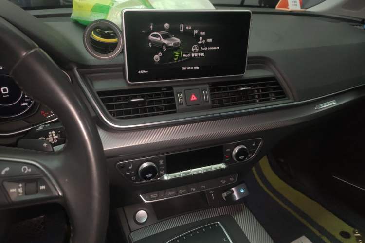 Used Audi Q5L 2018 45 TFSI Prestige Luxury Sport Type China V Emission Standard Audio And AC Panel