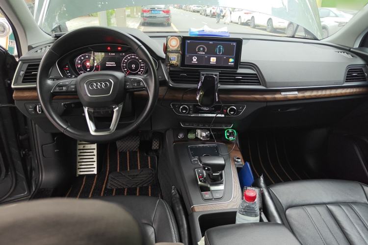 Used Audi Q5L 2018 45 TFSI Prestige Elegant Version China V Center Console