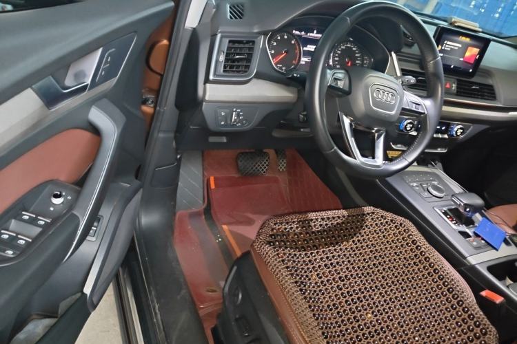 Used Audi Q5L 2018 40 TFSI Prestige Edition China V Driver Seat