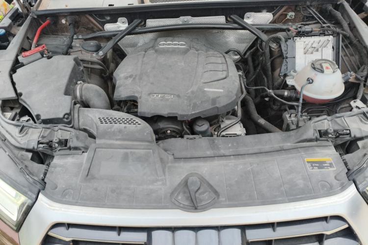 Used Audi Q5L 2018 45 TFSI Prestige Elegant Version China V Engine Bay