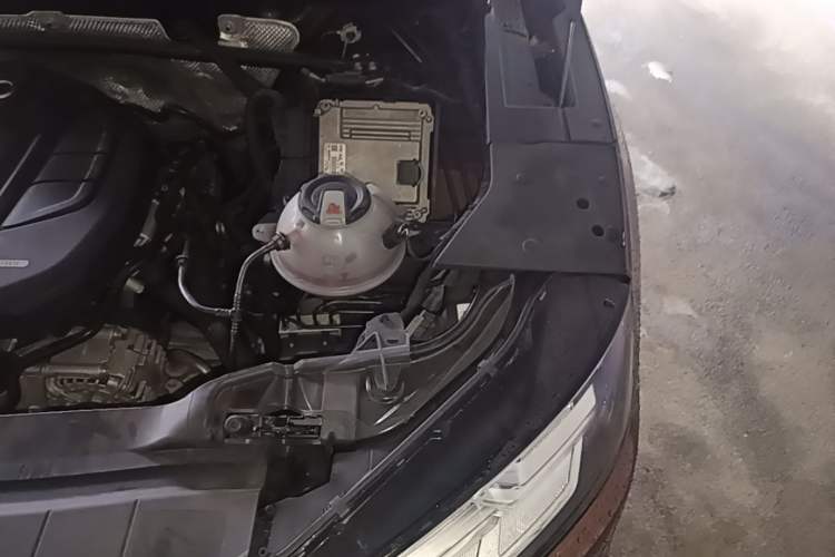 Used Audi Q5L 2018 40 TFSI Prestige Fashion Edition China V Engine Bay Left
