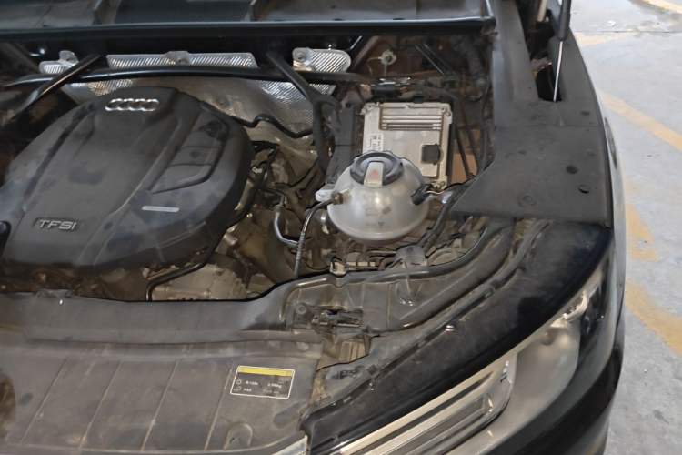 Used Audi Q5L 2018 40 TFSI Prestige Edition China V Engine Bay Left