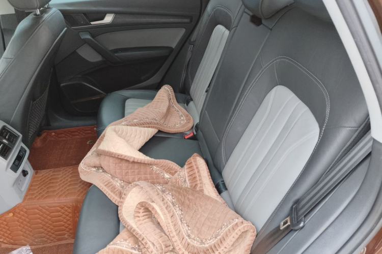 Used Audi Q5L 2018 45 TFSI Prestige Elegant Version China V Left Rear Seat