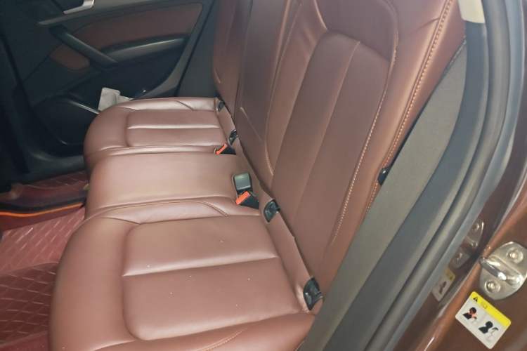 Used Audi Q5L 2018 40 TFSI Prestige Edition China V Left Rear Seat