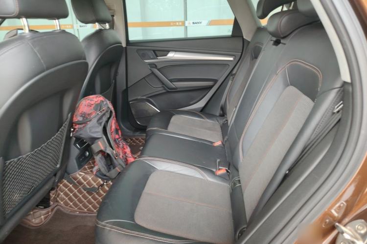 Used Audi Q5L 2018 45 TFSI Prestige Fashion Edition China V Emission Standard Left Rear Seat
