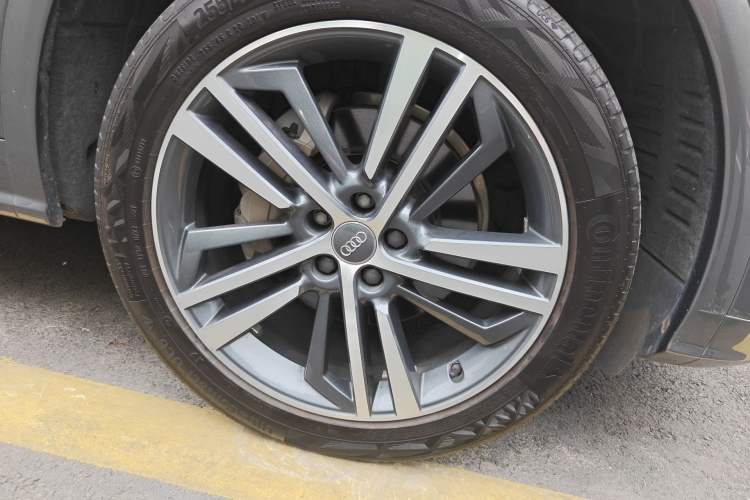 Used Audi Q5L 2018 45 TFSI Prestige Elegant Version China V Right Front Wheel Hub