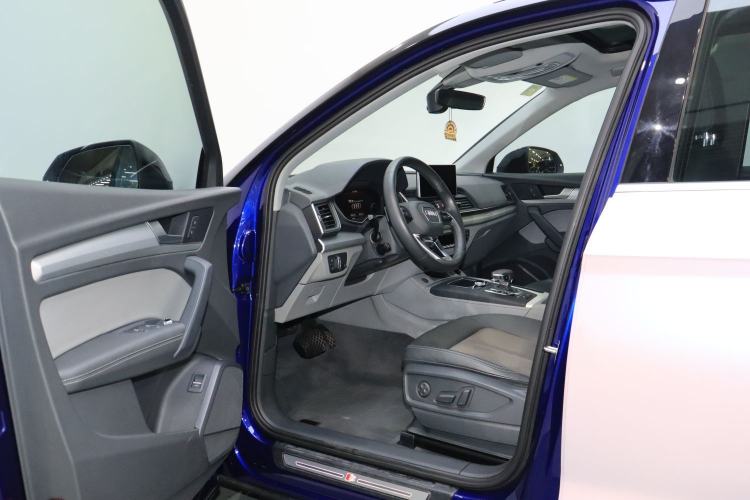 Used Audi Q5L 2018 40 TFSI Prestige Fashion Edition China V Interior 1