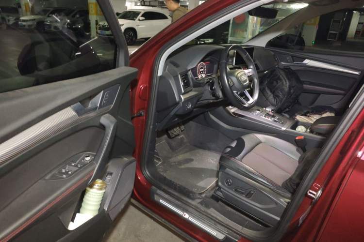 Used Audi Q5L 2018 45 TFSI Prestige Fashion Edition China VI Emission Standard Driver Seat