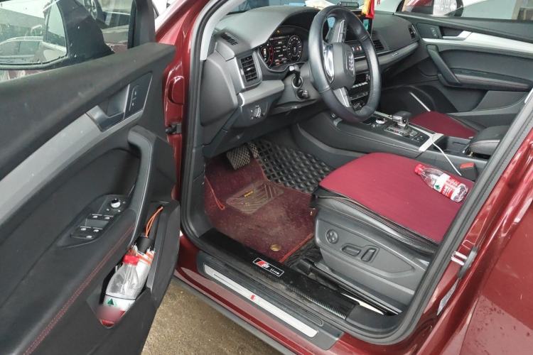 Used Audi Q5L 2018 40 TFSI Prestige Fashion Edition China VI Driver Seat