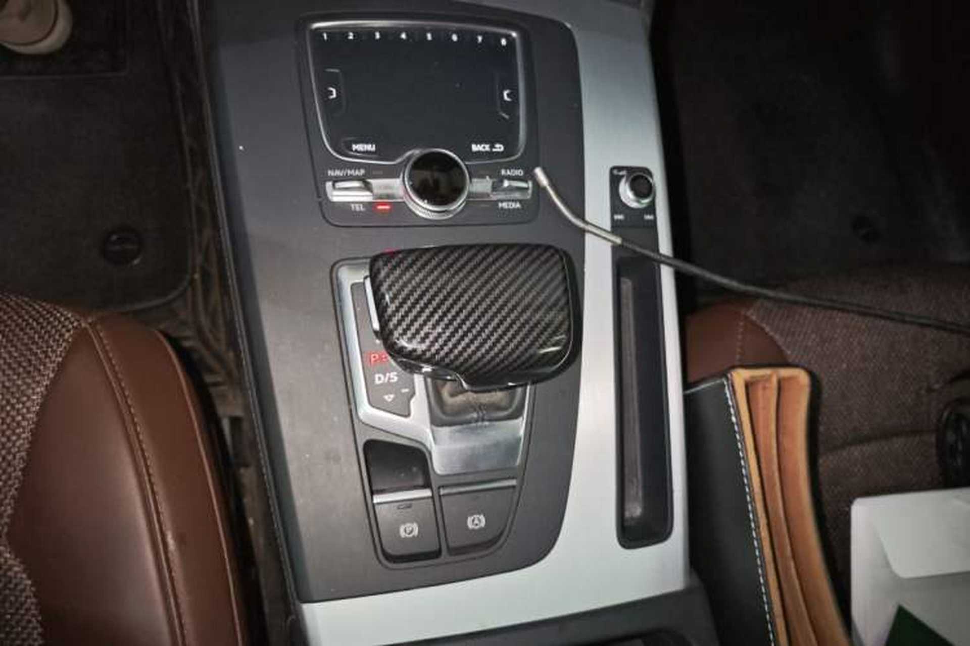 Used Audi Q5L 2018 40 TFSI Prestige Fashion Edition China VI Gear Lever