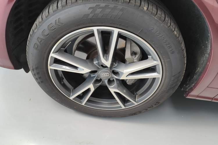 Used Audi Q5L 2018 40 TFSI Prestige Fashion Edition China V Left Front Wheel Hub