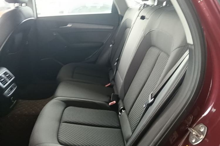 Used Audi Q5L 2018 40 TFSI Prestige Edition China V Left Rear Seat
