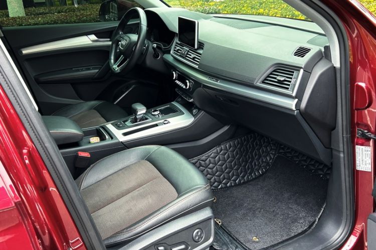Used Audi Q5L 2018 40 TFSI Prestige Fashion Edition China V Right Front Seat
