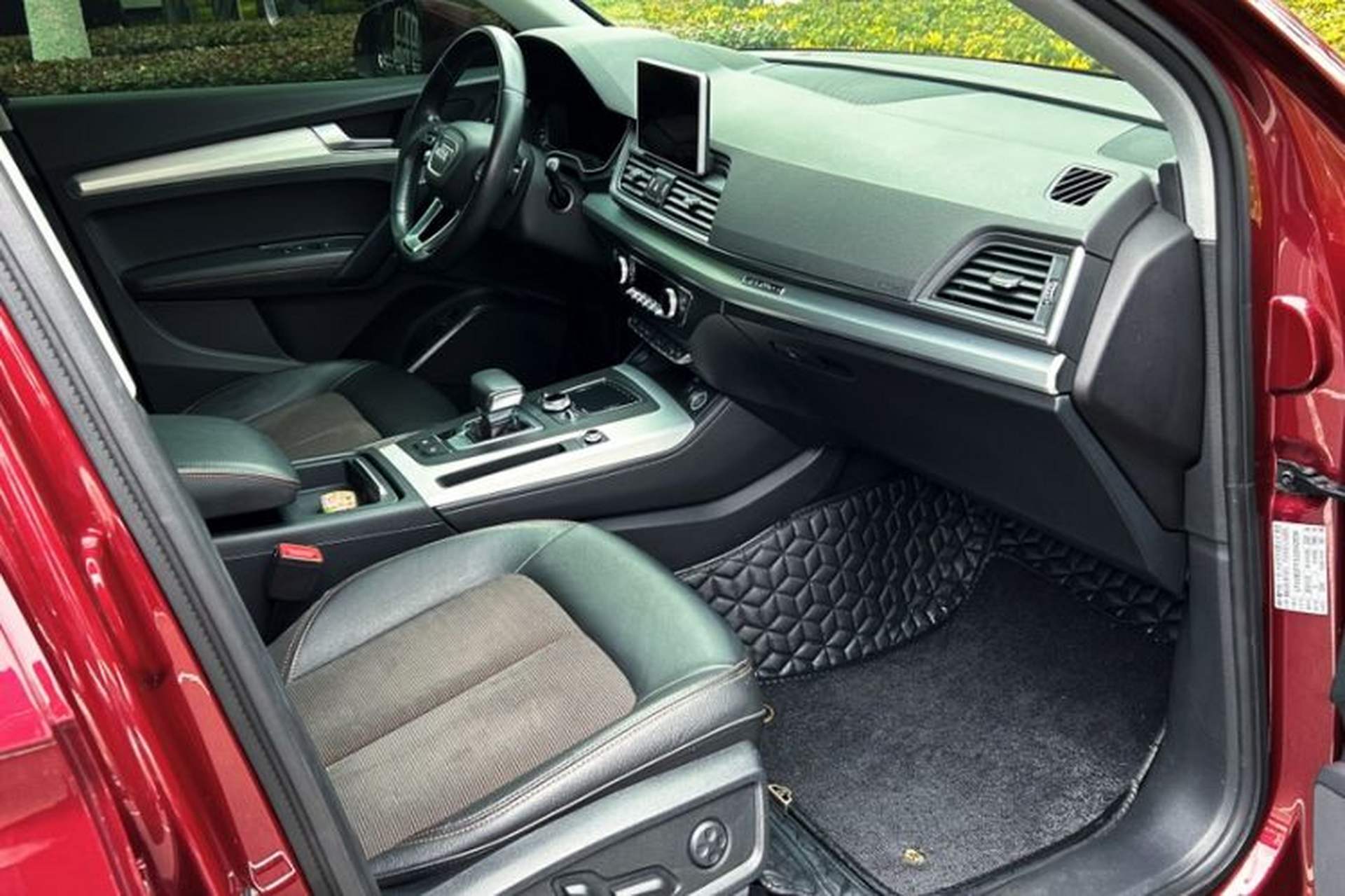 Used Audi Q5L 2018 40 TFSI Prestige Fashion Edition China V Right Front Seat