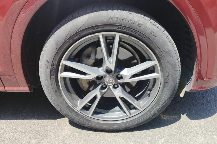 Used Audi Q5L 2018 40 TFSI Prestige Fashion Edition China V Right Front Wheel Hub