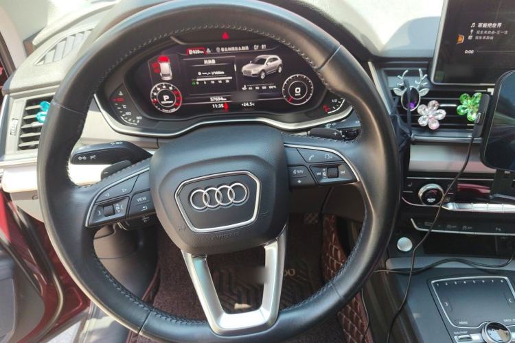 Used Audi Q5L 2018 40 TFSI Prestige Fashion Edition China V Steering Wheel