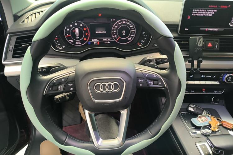 Used Audi Q5L 2018 40 TFSI Prestige Fashion Edition China V Steering Wheel