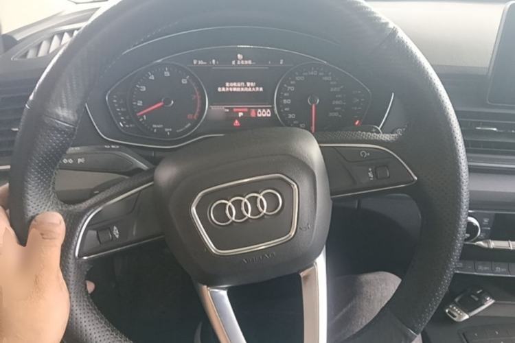 Used Audi Q5L 2018 40 TFSI Prestige Edition China V Steering Wheel