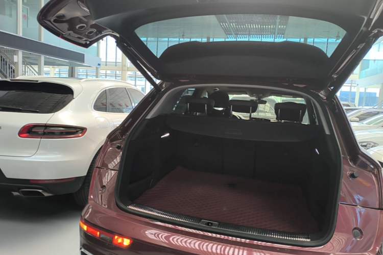 Used Audi Q5L 2018 40 TFSI Prestige Fashion Edition China V Trunk