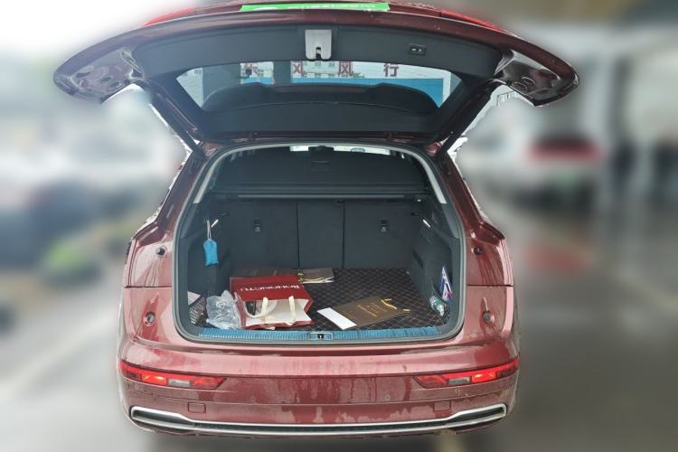 Used Audi Q5L 2018 40 TFSI Prestige Fashion Edition China VI Trunk