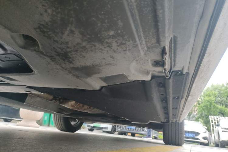 Used Audi Q5L 2018 40 TFSI Prestige Fashion Edition China VI Chassis Rear Right