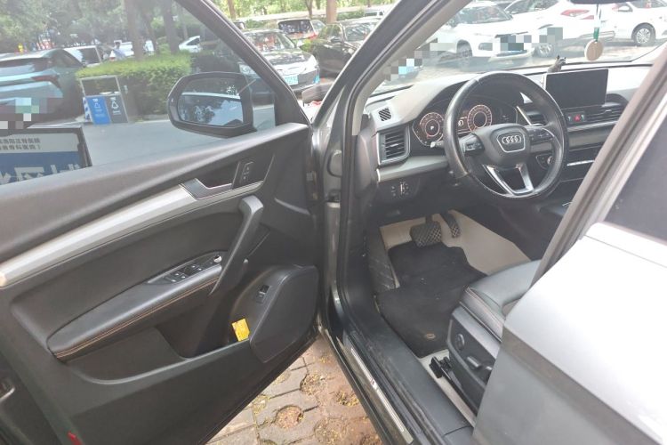 Used Audi Q5L 2018 40 TFSI Prestige Fashion Edition China VI Driver Seat