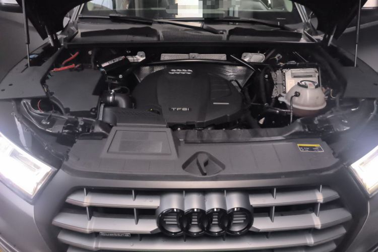 Used Audi Q5L 2018 40 TFSI Prestige Fashion Edition China V Engine Bay