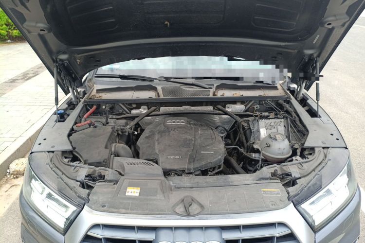 Used Audi Q5L 2018 40 TFSI Prestige Fashion Edition China VI Engine Bay