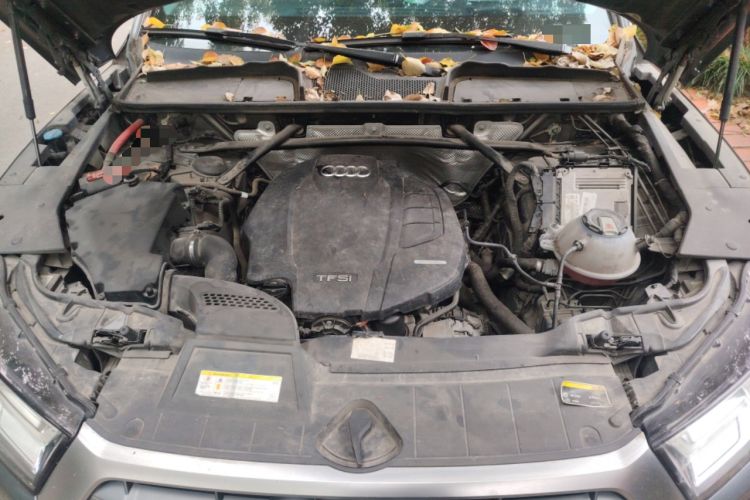 Used Audi Q5L 2018 40 TFSI Prestige Edition China V Engine Bay