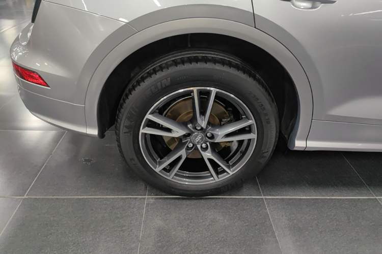 Used Audi Q5L 2018 40 TFSI Prestige Fashion Edition China V Exterior 5