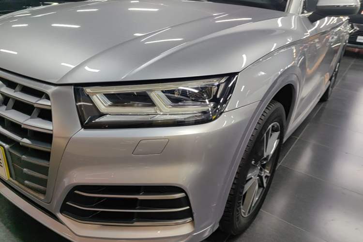 Used Audi Q5L 2018 40 TFSI Prestige Fashion Edition China V Left Front Headlight