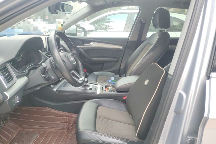 Used Audi Q5L 2018 40 TFSI Prestige Fashion Edition China VI Left Front Seat