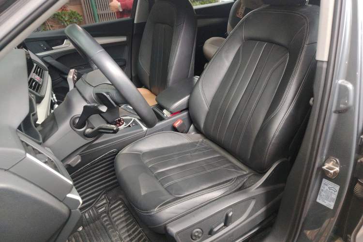 Used Audi Q5L 2018 40 TFSI Prestige Edition China V Left Front Seat