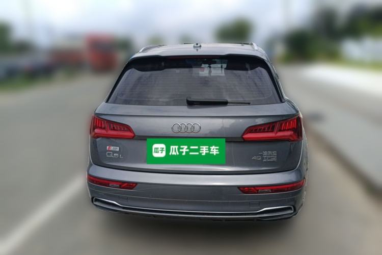 Used Audi Q5L 2018 40 TFSI Prestige Fashion Edition China VI Rear